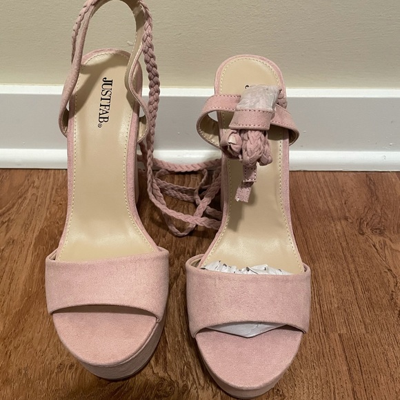 Blush pink platformed heel sandal lace up Size 8 - Picture 1 of 4